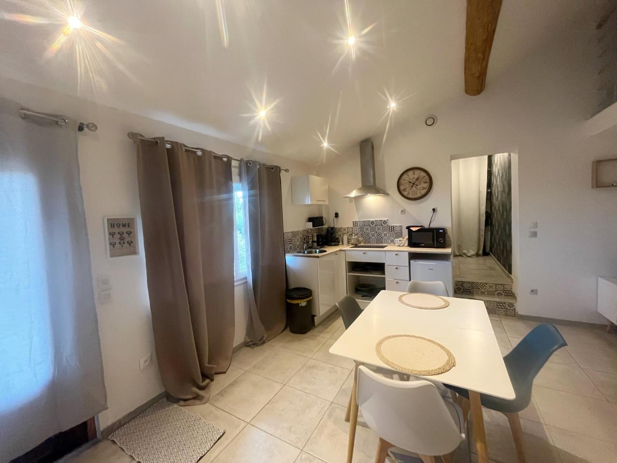 A Deux Pas Des Peniches Apartment Castelsarrasin Ngoại thất bức ảnh